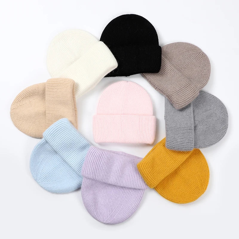 Bonnet Femme Ultra Doux - Chaleur et Élégance pour Affronter l’Hiver